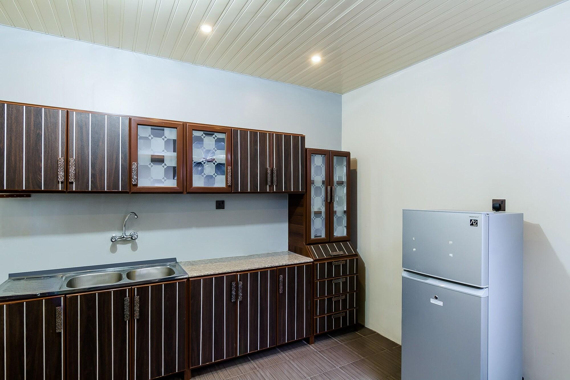 Oyo 124 Dome Hotel Suites Al Orouba Рияд Екстериор снимка