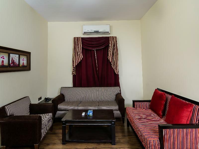 Oyo 124 Dome Hotel Suites Al Orouba Рияд Екстериор снимка